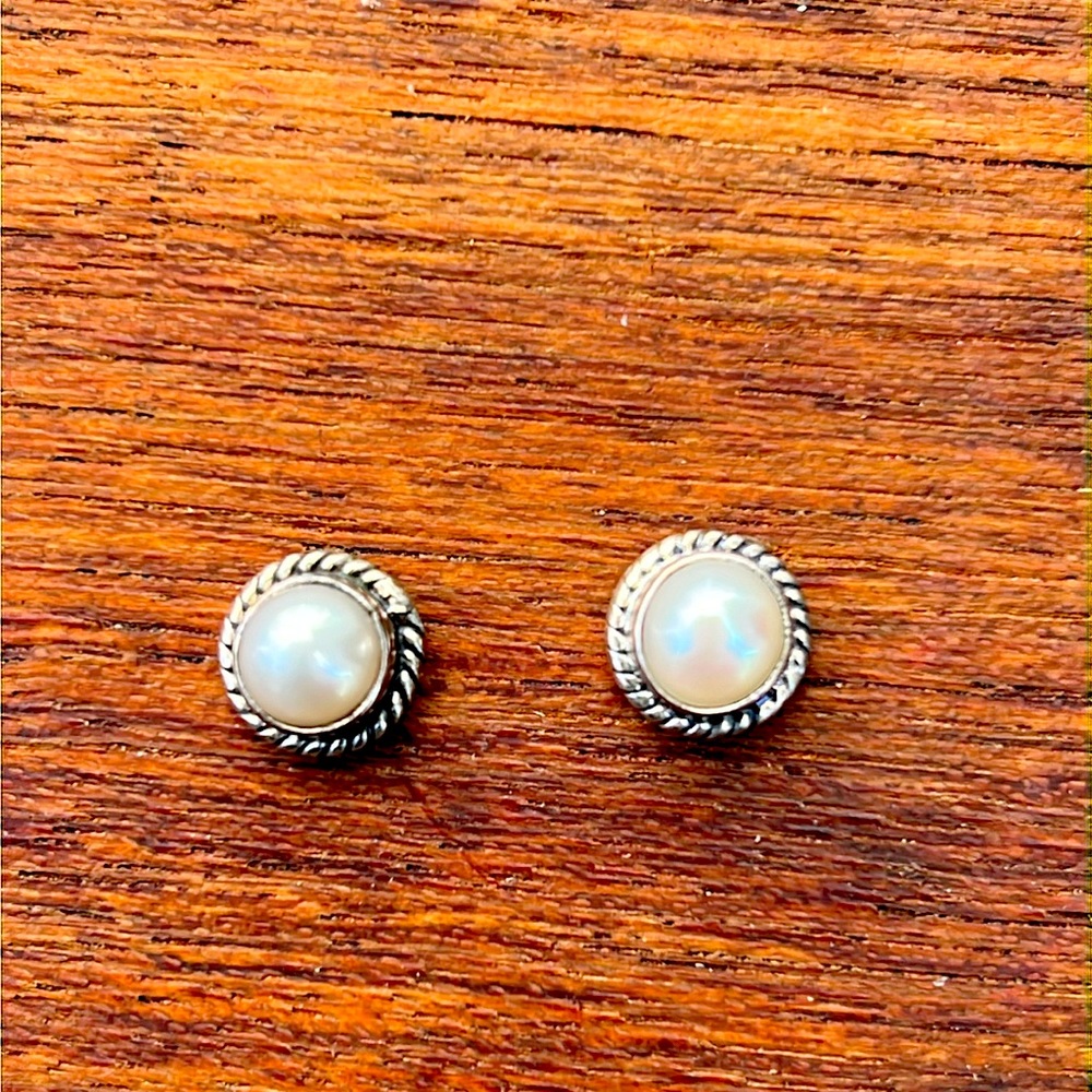 Nicky Butler pearl and 925 sterling silver earrings.